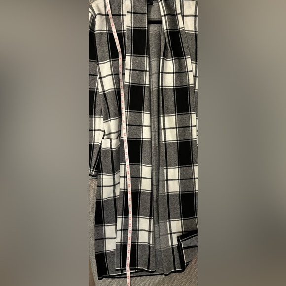 Brand New Tahari Plaid Cardigan L with Tag! - Picture 10 of 12
